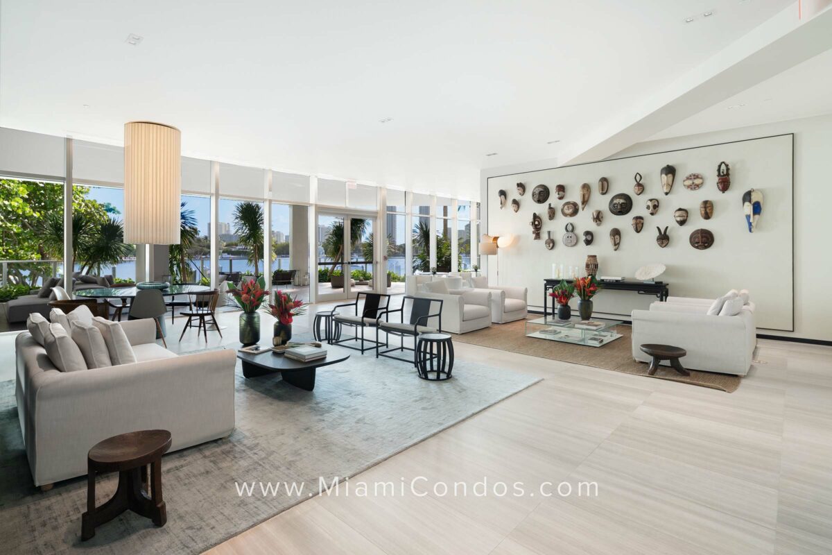 Ritz-Carlton Residences Lobby Sitting Area