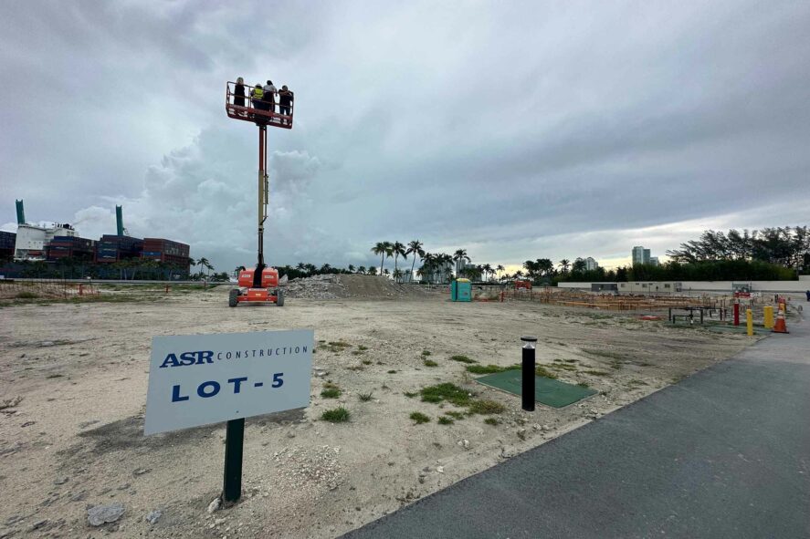 Site Work at The Links Estates at Fisher Island Lot 5