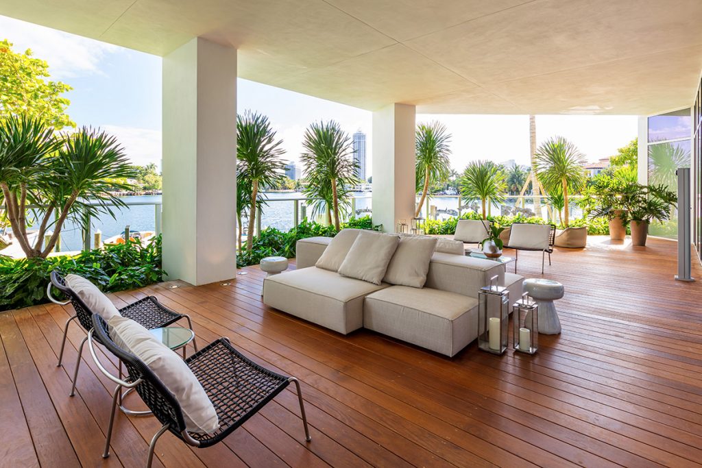 NEW PHOTOS | Long-Anticipated Ritz-Carlton Residences Miami Beach is ...